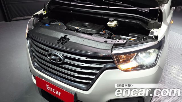 Hyundai Starex 2021 — photo 6