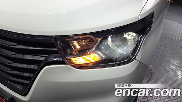 Hyundai Starex 2021 — photo 8