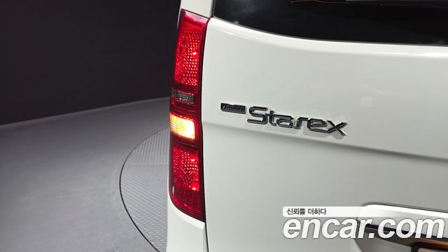 Hyundai Starex 2021 — photo 9
