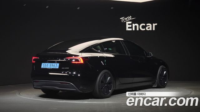 Tesla Model 3 2024 — photo 2