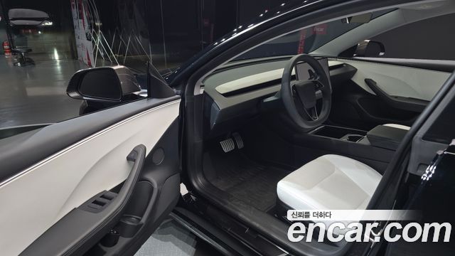 Tesla Model 3 2024 — photo 10