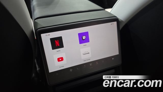 Tesla Model 3 2024 — photo 18