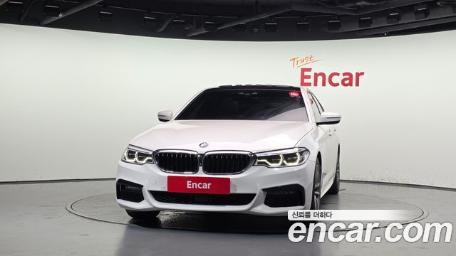 BMW 5-Series 2019 — photo 3