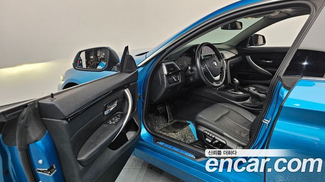 BMW 4-Series 2020 — photo 10