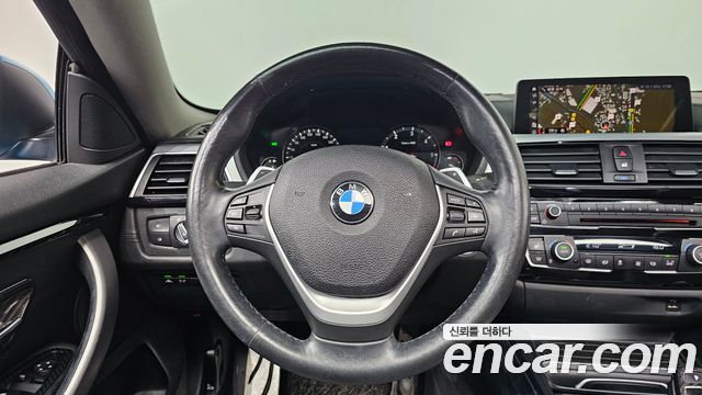 BMW 4-Series 2020 — photo 13