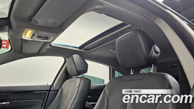 BMW 4-Series 2020 — photo 19