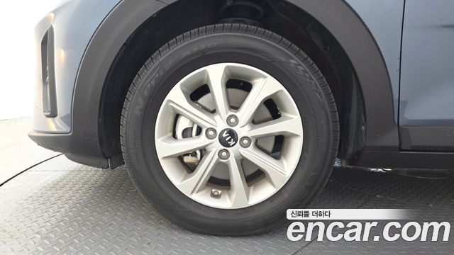 Kia Stonic 2018 — photo 5