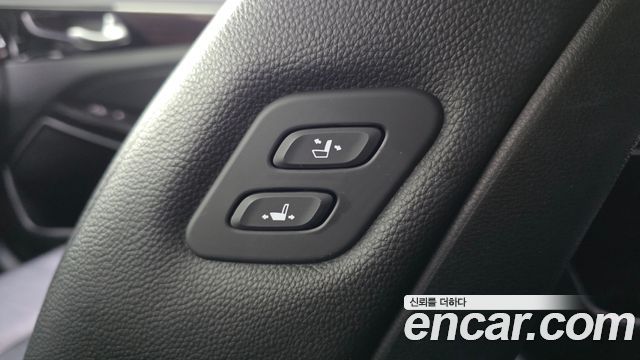 Kia K7 2018 — photo 17