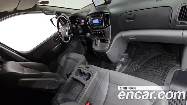 Hyundai Starex 2021 — photo 10