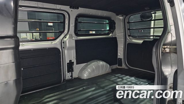 Hyundai Starex 2021 — photo 18