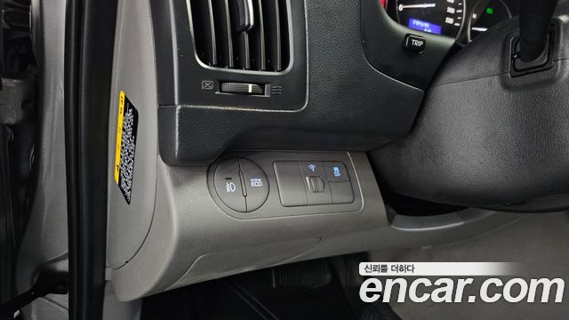 Hyundai Starex 2021 — photo 25