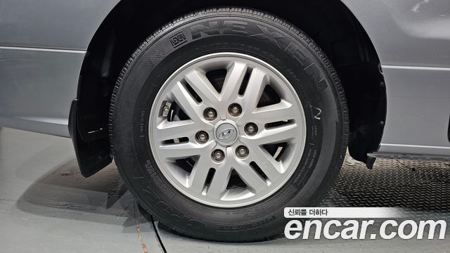 Hyundai Starex 2021 — photo 7