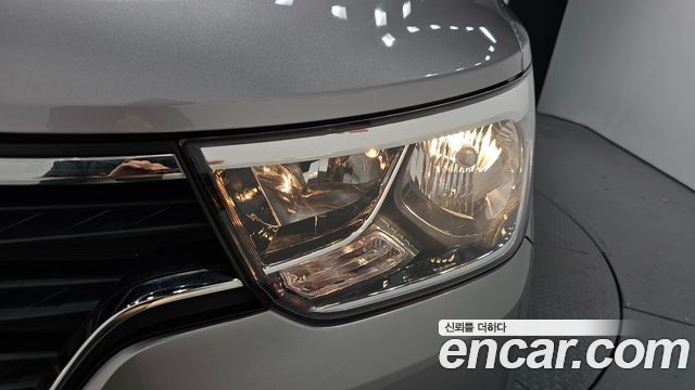 Hyundai Starex 2021 — photo 8
