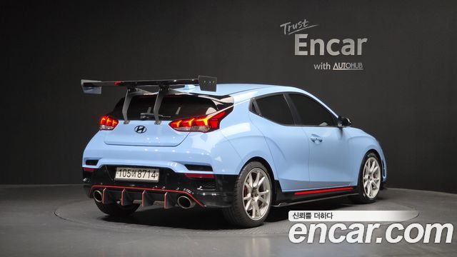 Hyundai Veloster 2020 — photo 2