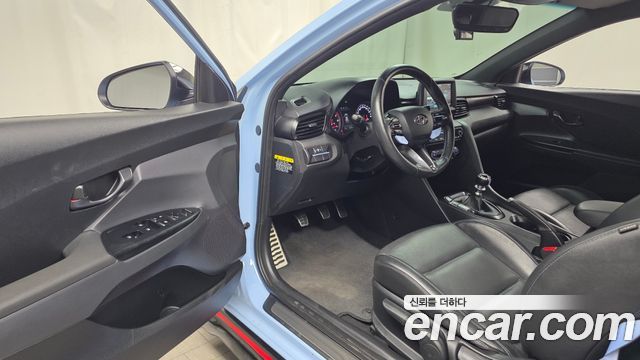 Hyundai Veloster 2020 — photo 13