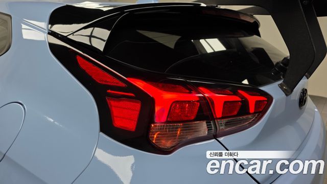Hyundai Veloster 2020 — photo 9