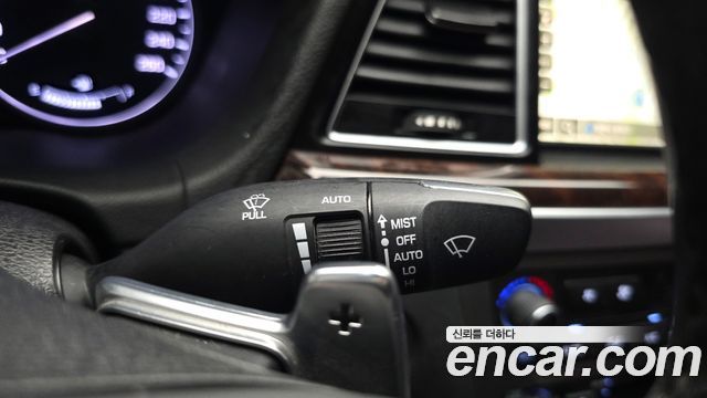 Hyundai Genesis 2016 — photo 18