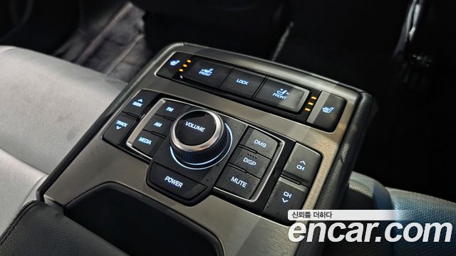 Hyundai Genesis 2016 — photo 19