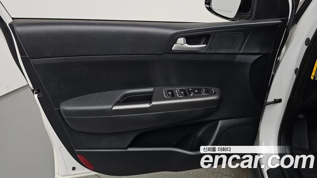 Kia Sportage 2019 — photo 14