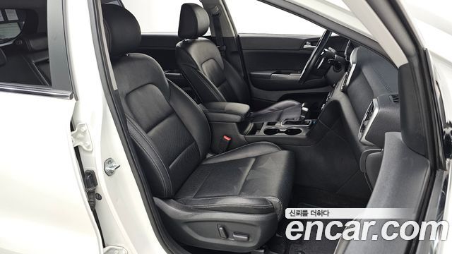 Kia Sportage 2019 — photo 16