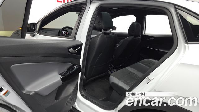 Volkswagen ID.5 2025 — photo 16