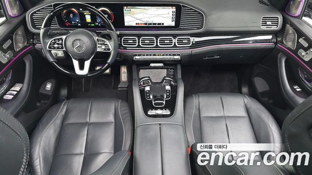 Mercedes-Benz GLS-Class 2023 — photo 10