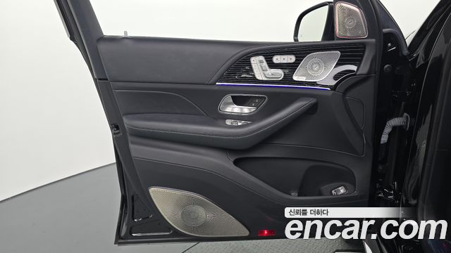 Mercedes-Benz GLS-Class 2023 — photo 14