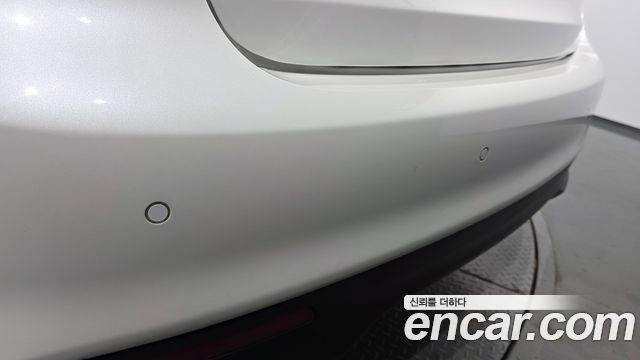 Kia K3 2016 — photo 19