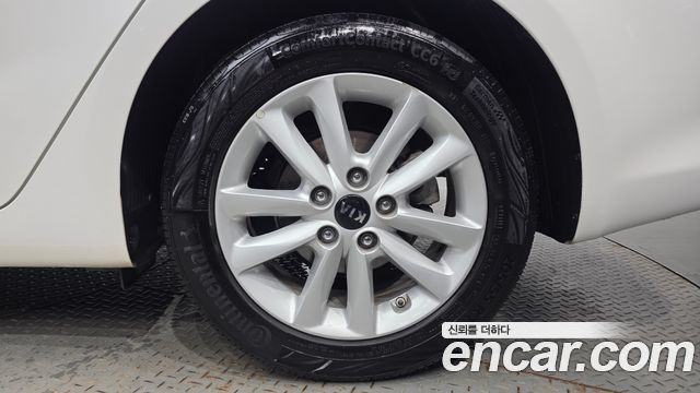 Kia K3 2016 — photo 6