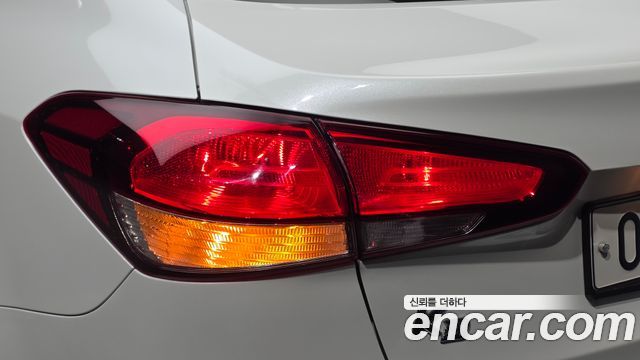 Kia K3 2016 — photo 8
