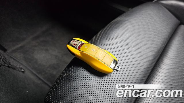 Porsche Panamera 2010 — photo 20