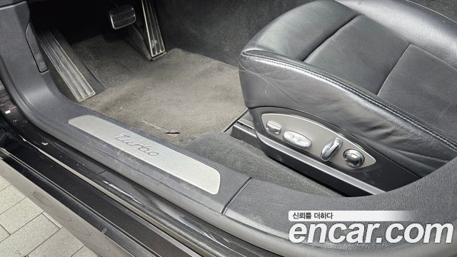Porsche Panamera 2010 — photo 23