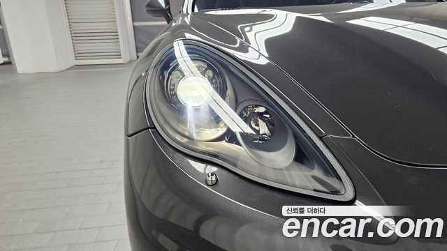 Porsche Panamera 2010 — photo 8