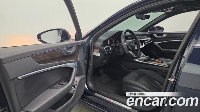 Audi A6 2021 — photo 13