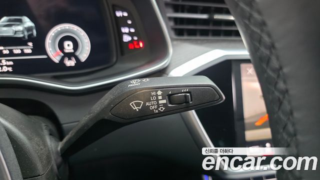 Audi A6 2021 — photo 27
