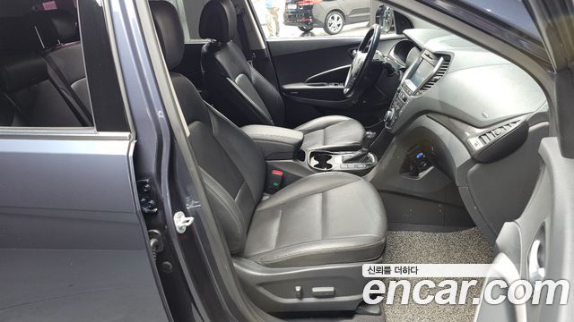 Hyundai Santafe 2016 — photo 10