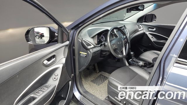 Hyundai Santafe 2016 — photo 12