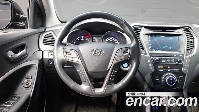 Hyundai Santafe 2016 — photo 13