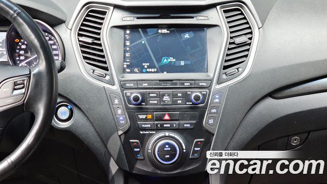 Hyundai Santafe 2016 — photo 14