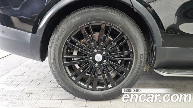 Land Rover Discovery 2020 — photo 5