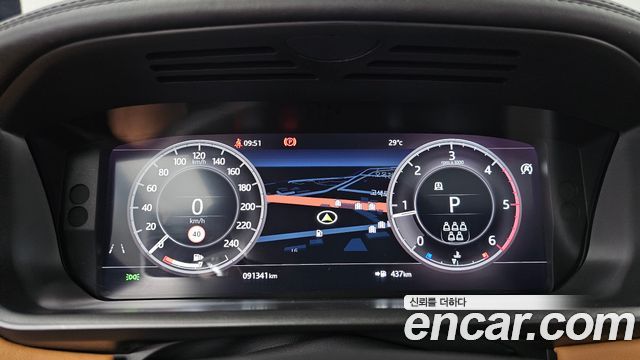 Land Rover Discovery 2020 — photo 11