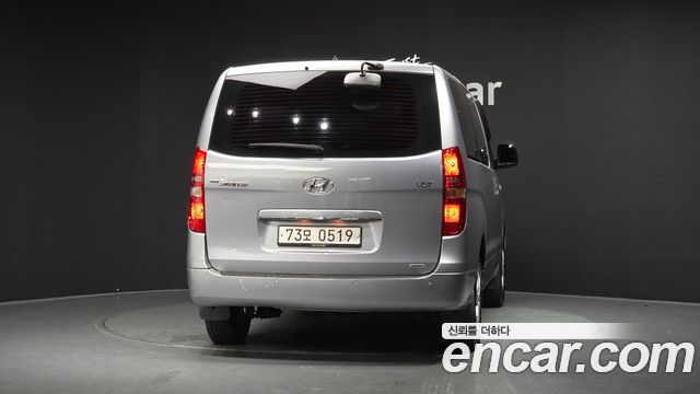 Hyundai Starex 2017 — photo 4