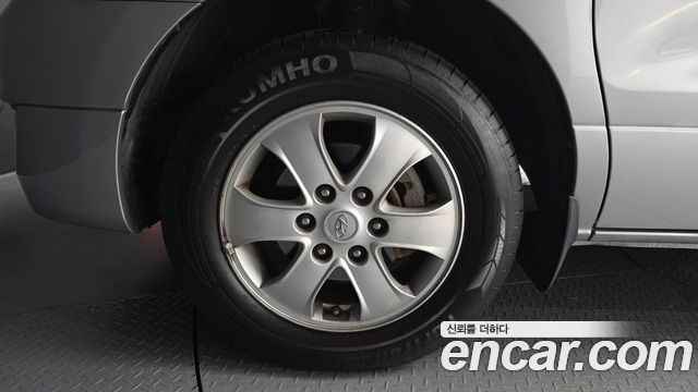 Hyundai Starex 2017 — photo 5