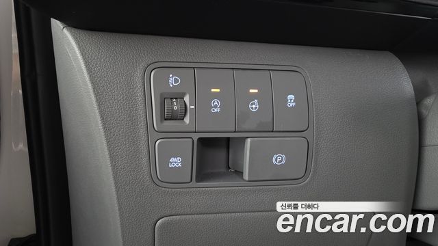 Hyundai Staria 2025 — photo 25