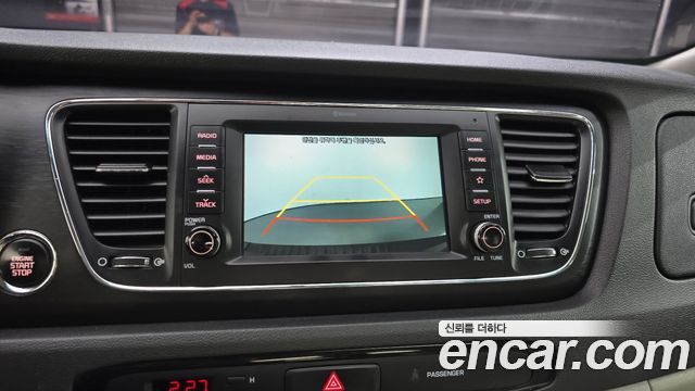 Kia Canival 2019 — photo 21
