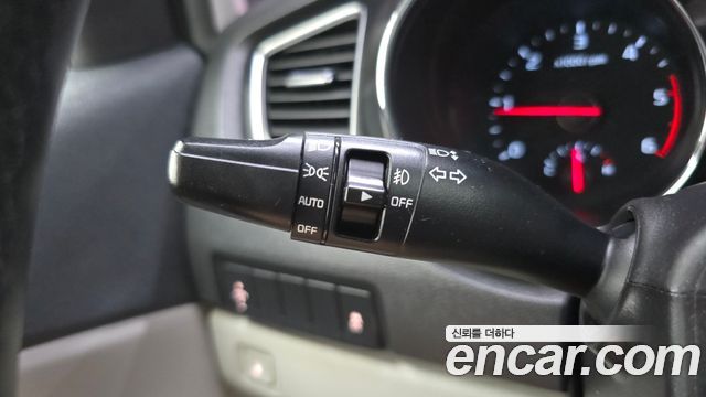 Kia Canival 2019 — photo 22
