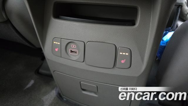 Kia Canival 2019 — photo 24