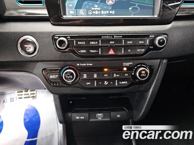 Kia Niro 2019 — photo 10