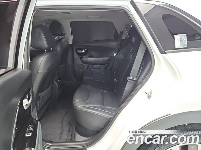 Kia Niro 2019 — photo 12