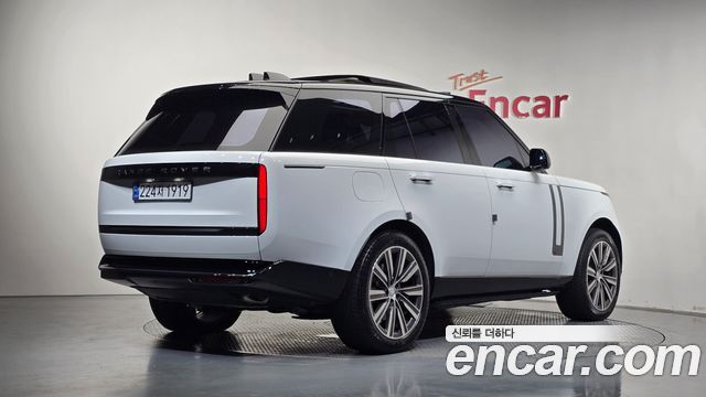 Land Rover Range Rover 2025 — photo 2